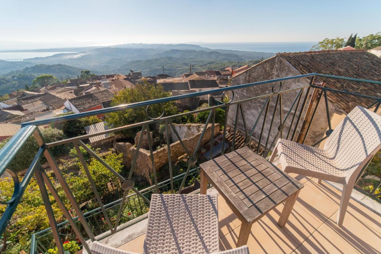 Balis Panorama Villa Chlomos Exteriör bild